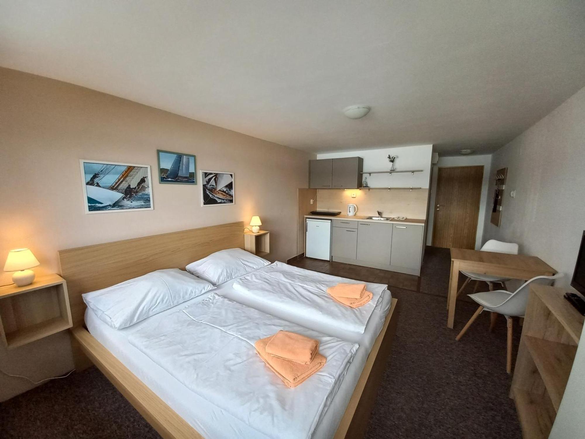 Dolní Vltavice 卡拉旅馆酒店 外观 照片