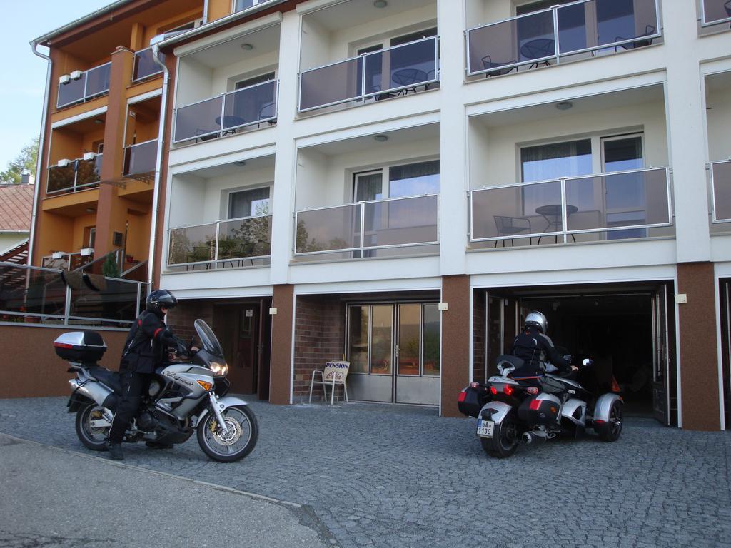 Dolní Vltavice 卡拉旅馆酒店 外观 照片